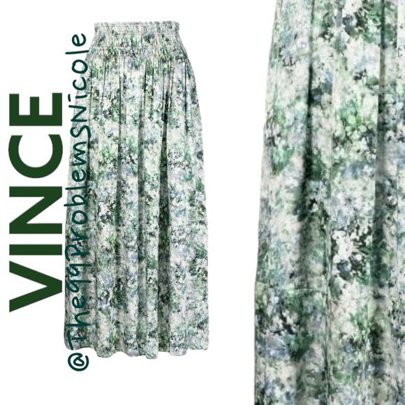 Vince Painted Floral Smocked Skirt with pockets - Picture 5 of 13